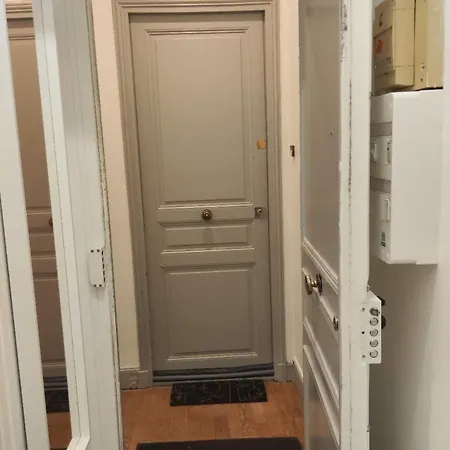 New Charming Comfortable In 10-near Metro * פריז