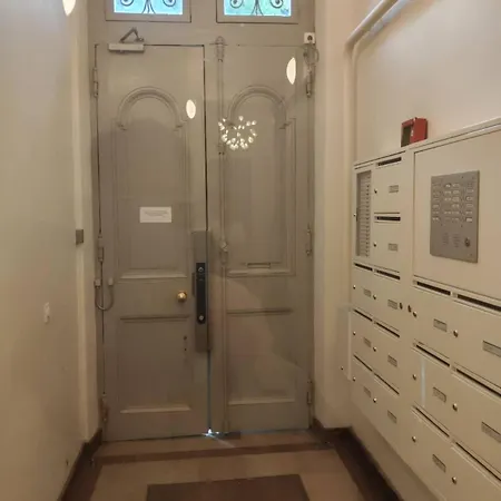 דירה New Charming Comfortable In 10-near Metro *