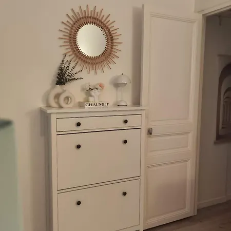 New Charming Comfortable In 10-near Metro